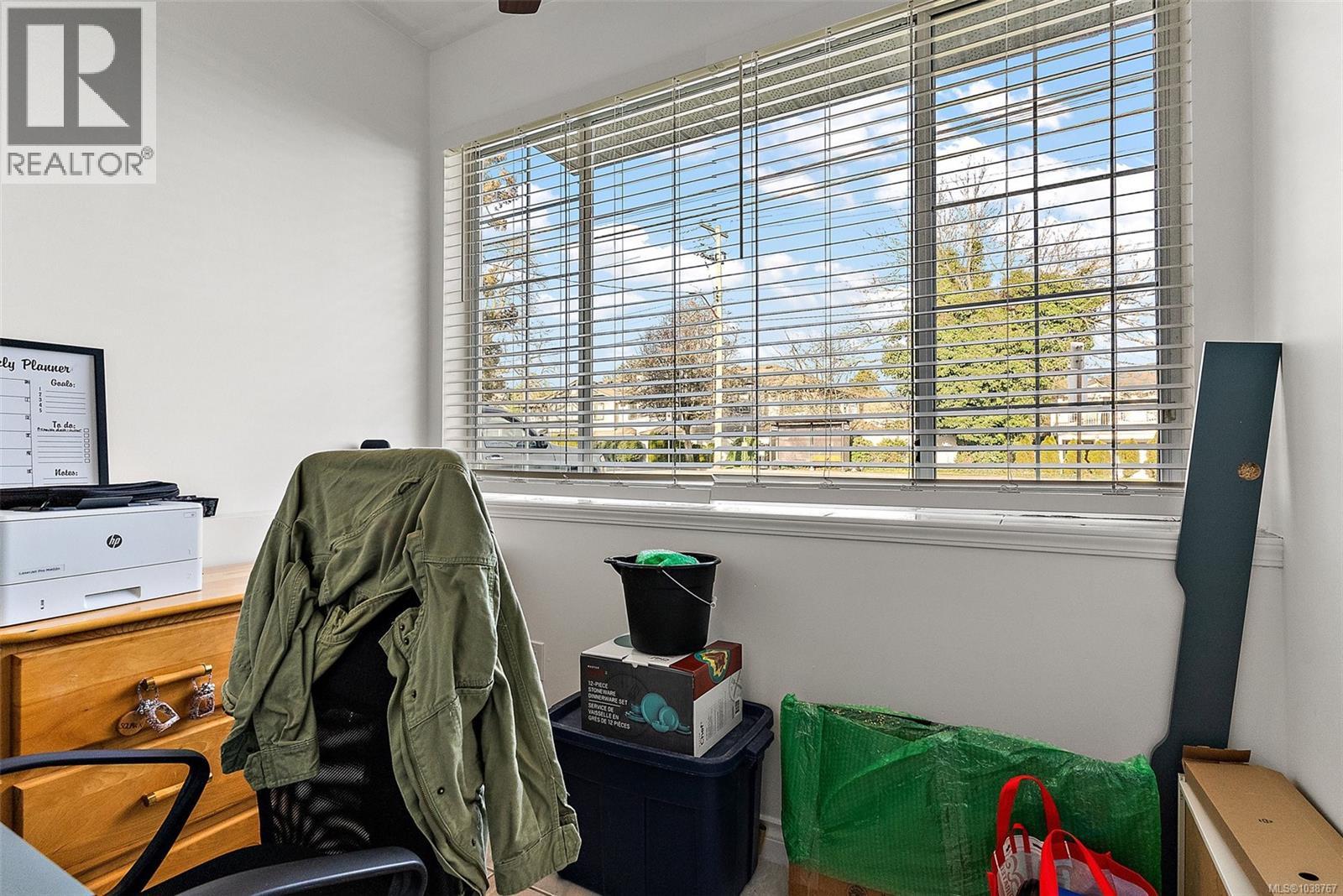 3176 Balfour Ave - 16
