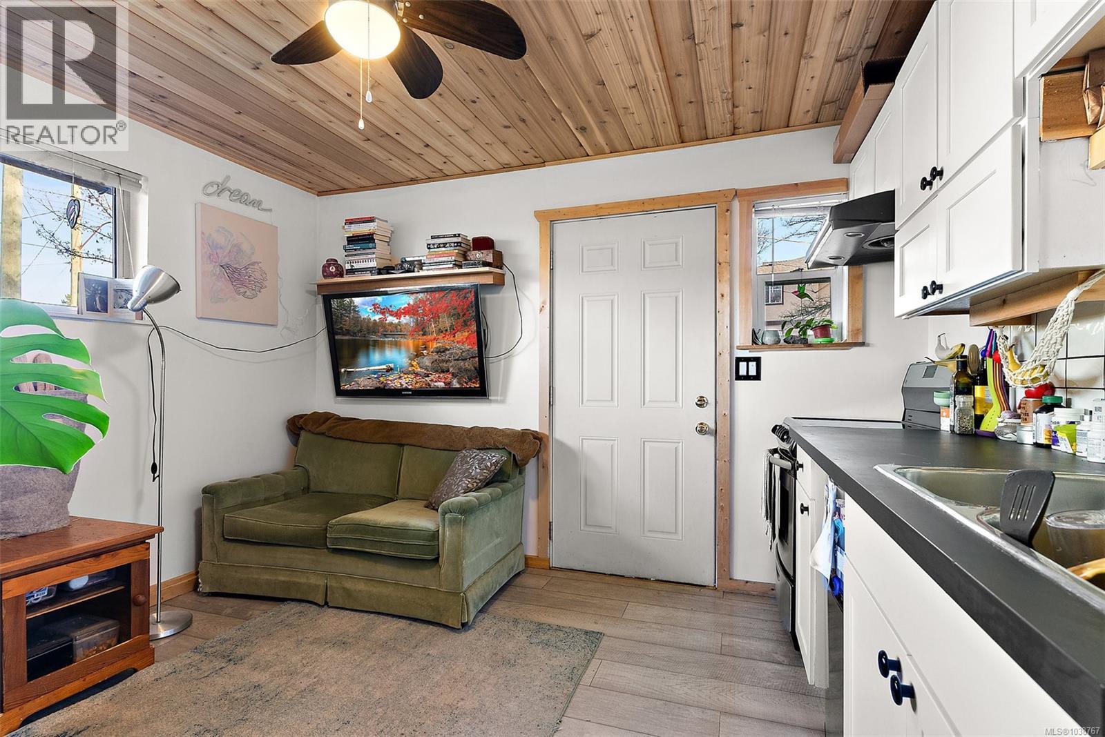 3176 Balfour Ave - 19