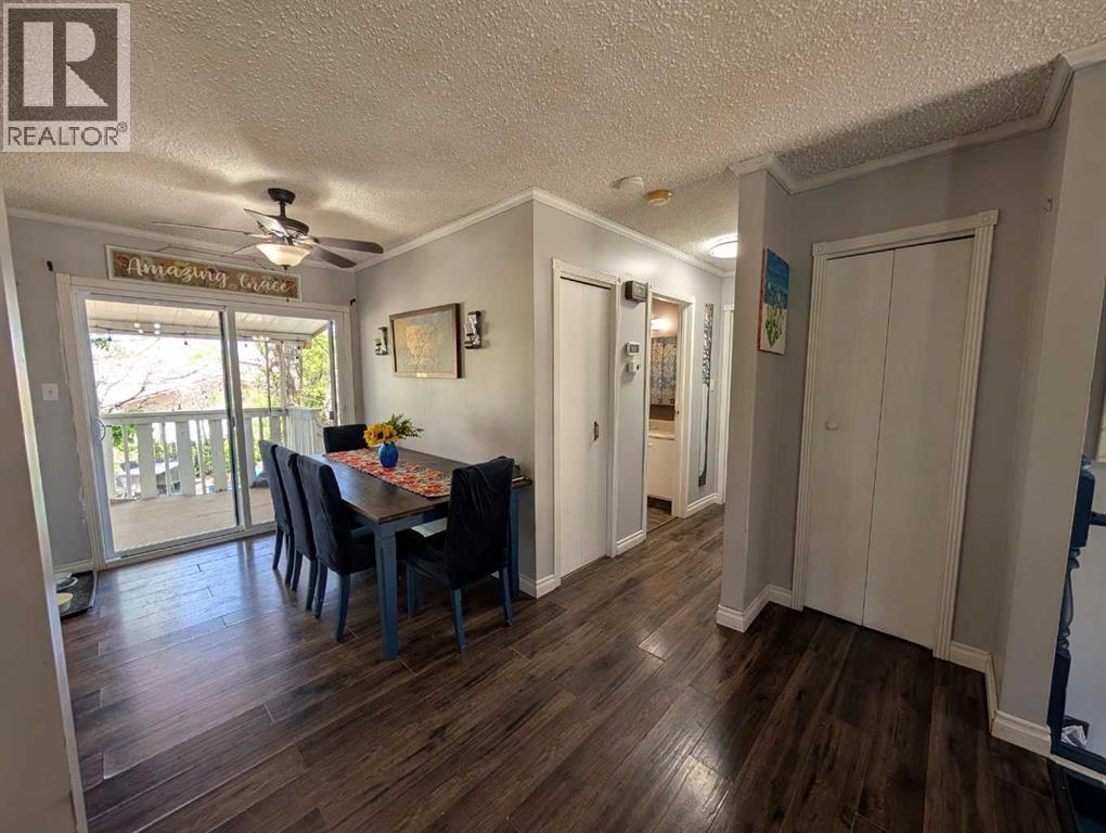112 Sprague Way SE - 10
