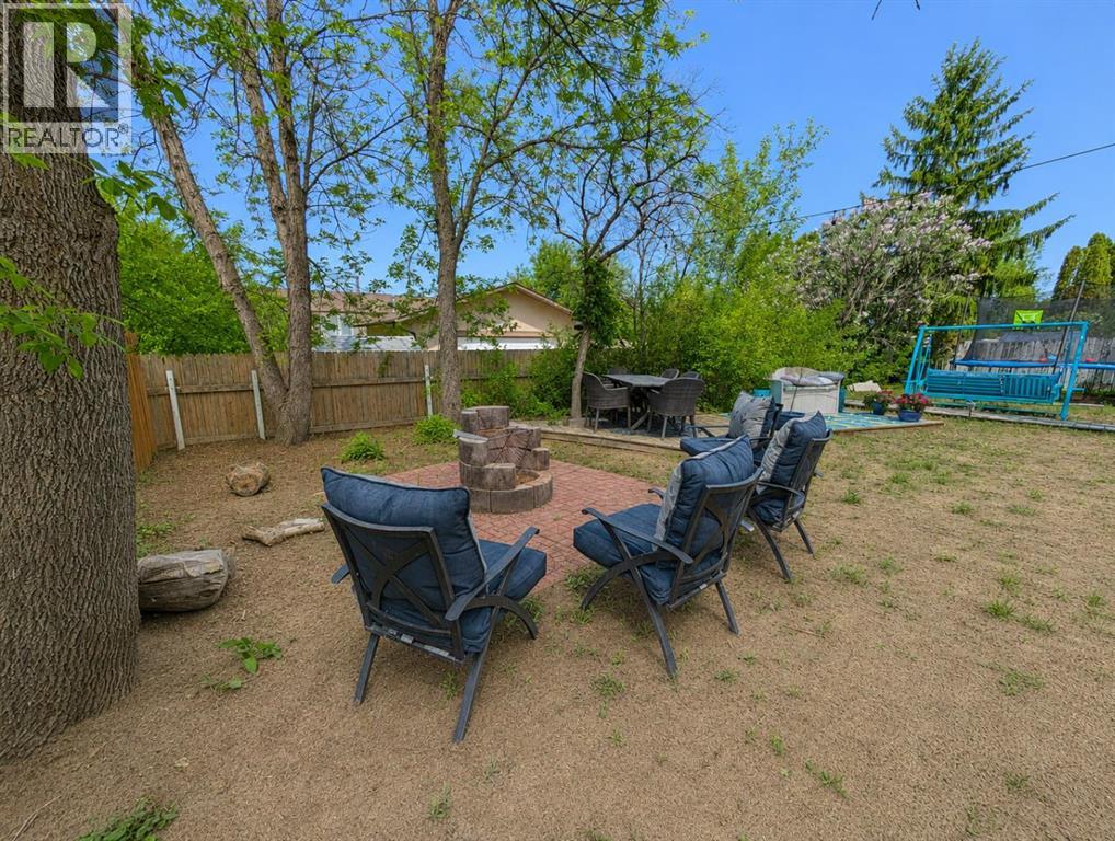 112 Sprague Way SE - 28