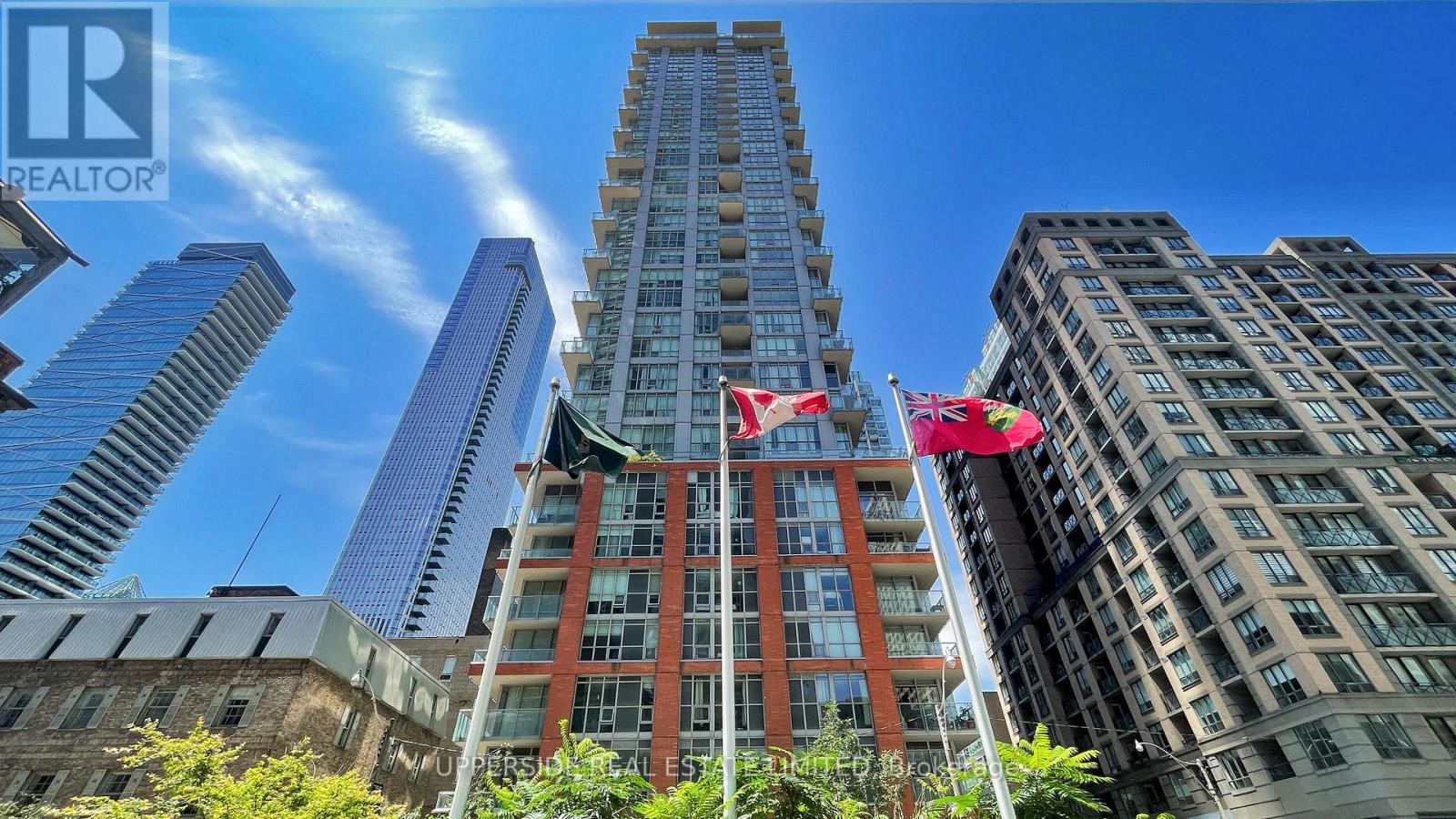 #607 126 SIMCOE STREET - 39