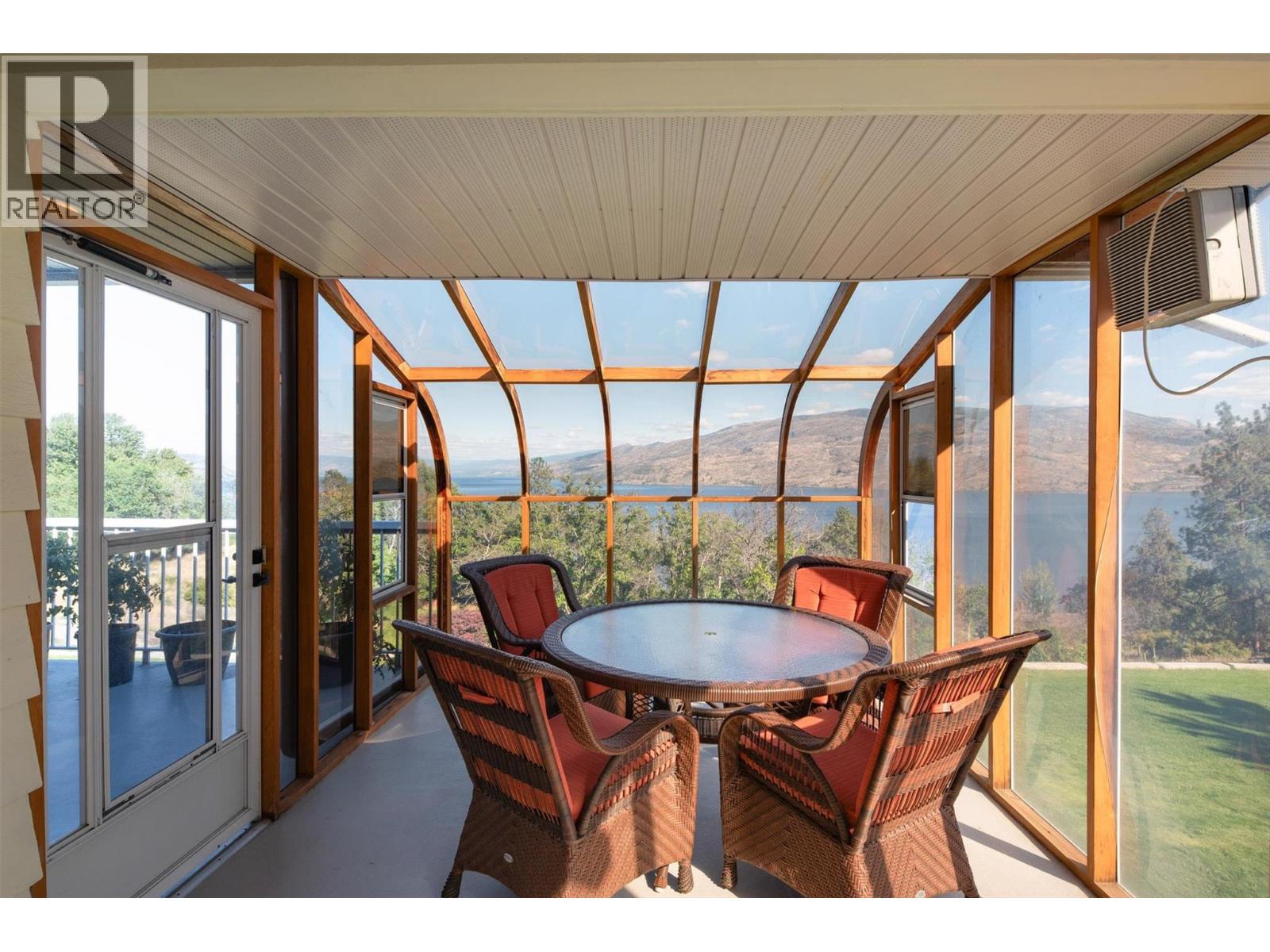 6101 Lipsett Avenue, Peachland