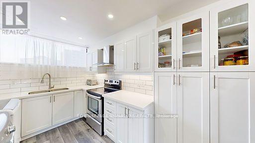 #806 4673 JANE STREET - 3