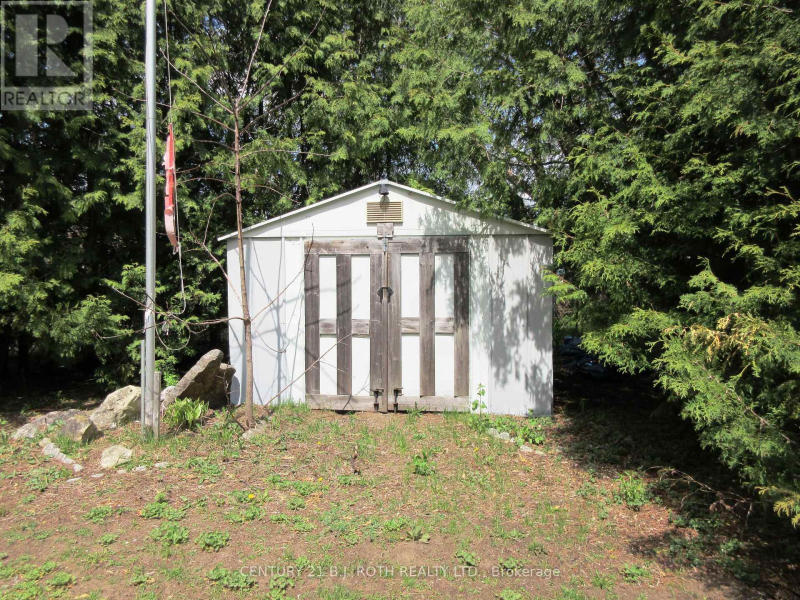 31 RIVER DRIVE - 26