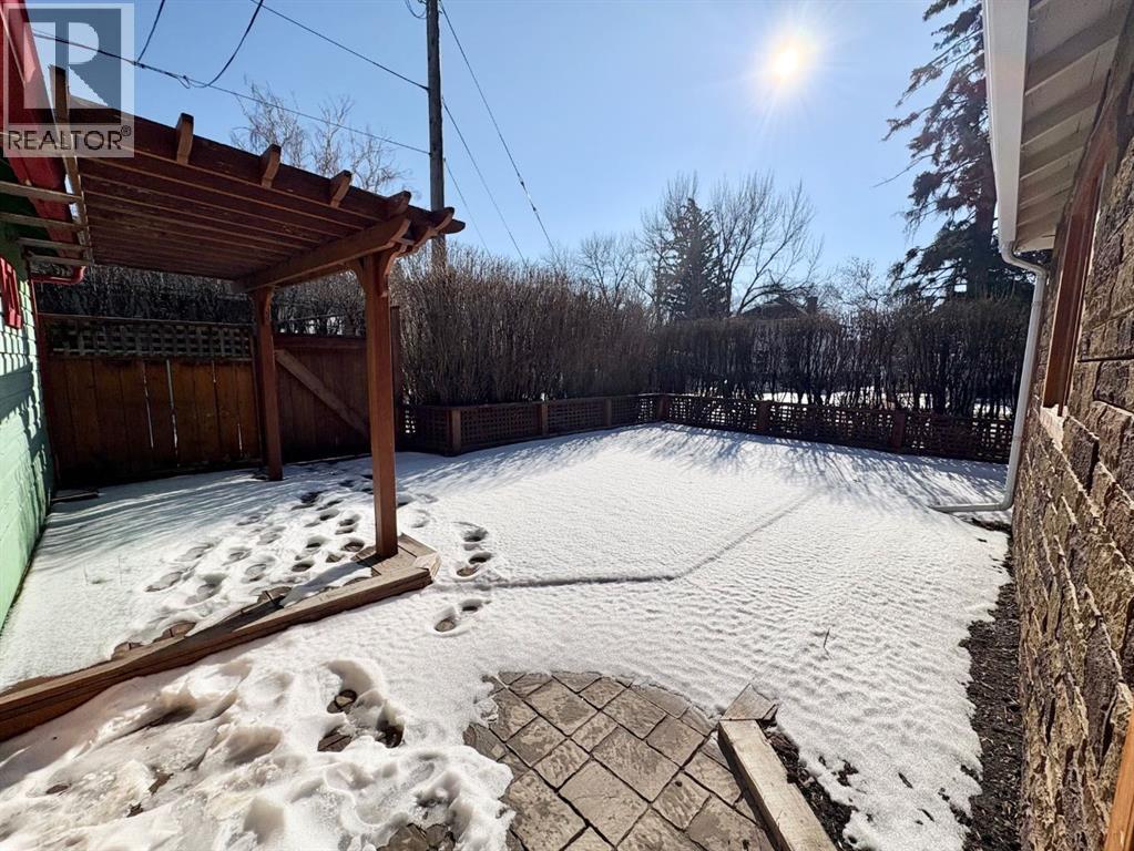1407 4 Avenue S - 35
