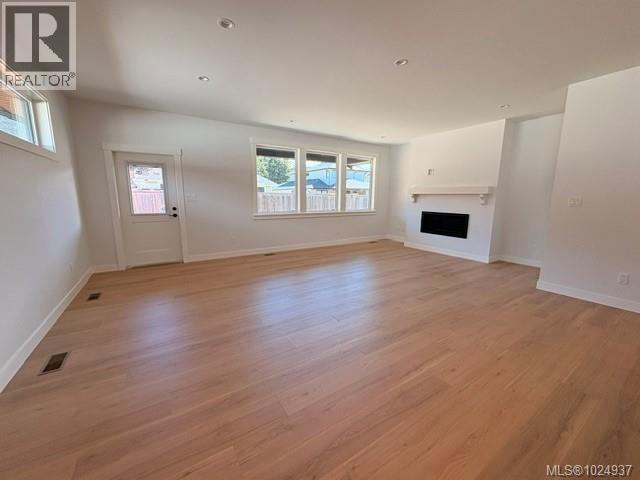 762 Sitka St - 7