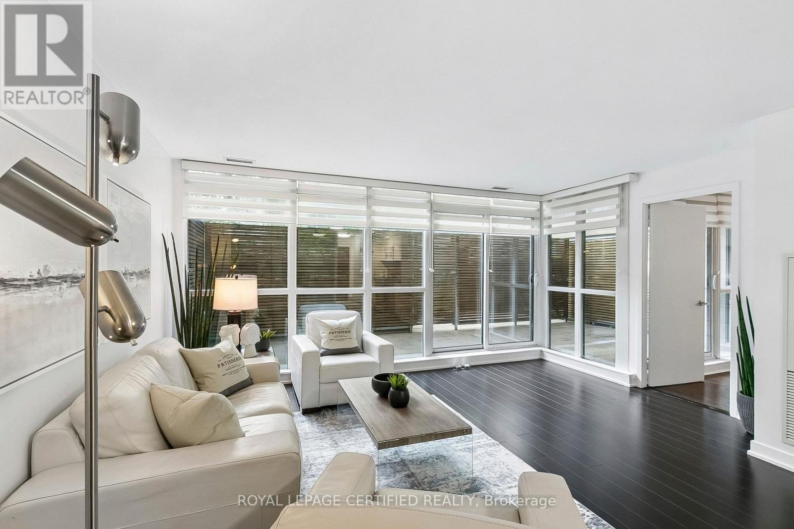 #227 10 CAPREOL COURT - 11