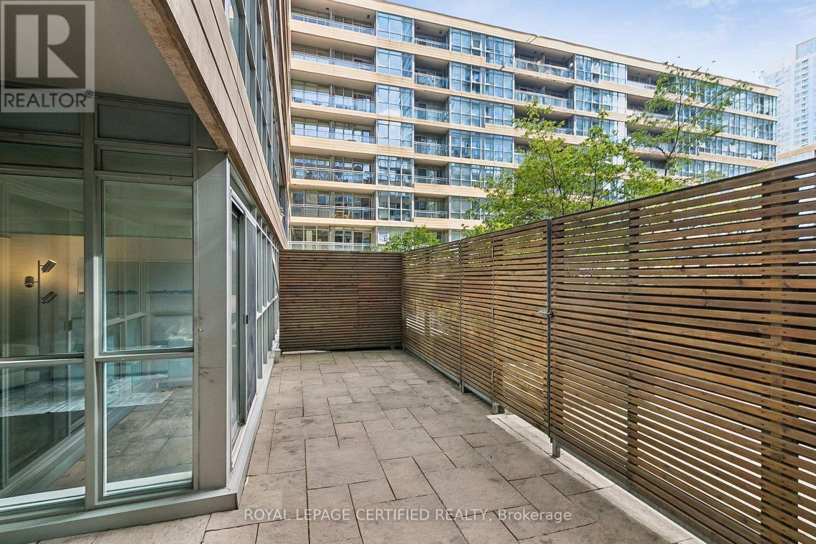 #227 10 CAPREOL COURT - 42