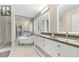 2480 Upper Valley Crescent, Oakville, ON L6H7P2 Photo 24