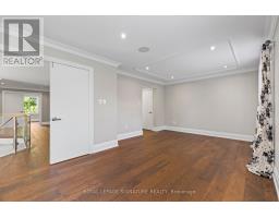 2480 Upper Valley Crescent, Oakville, ON L6H7P2 Photo 20