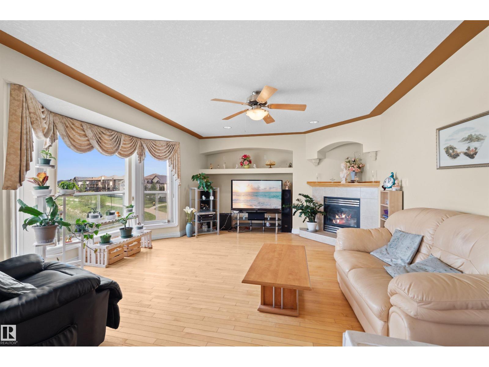 7622 168A AV NW - 13