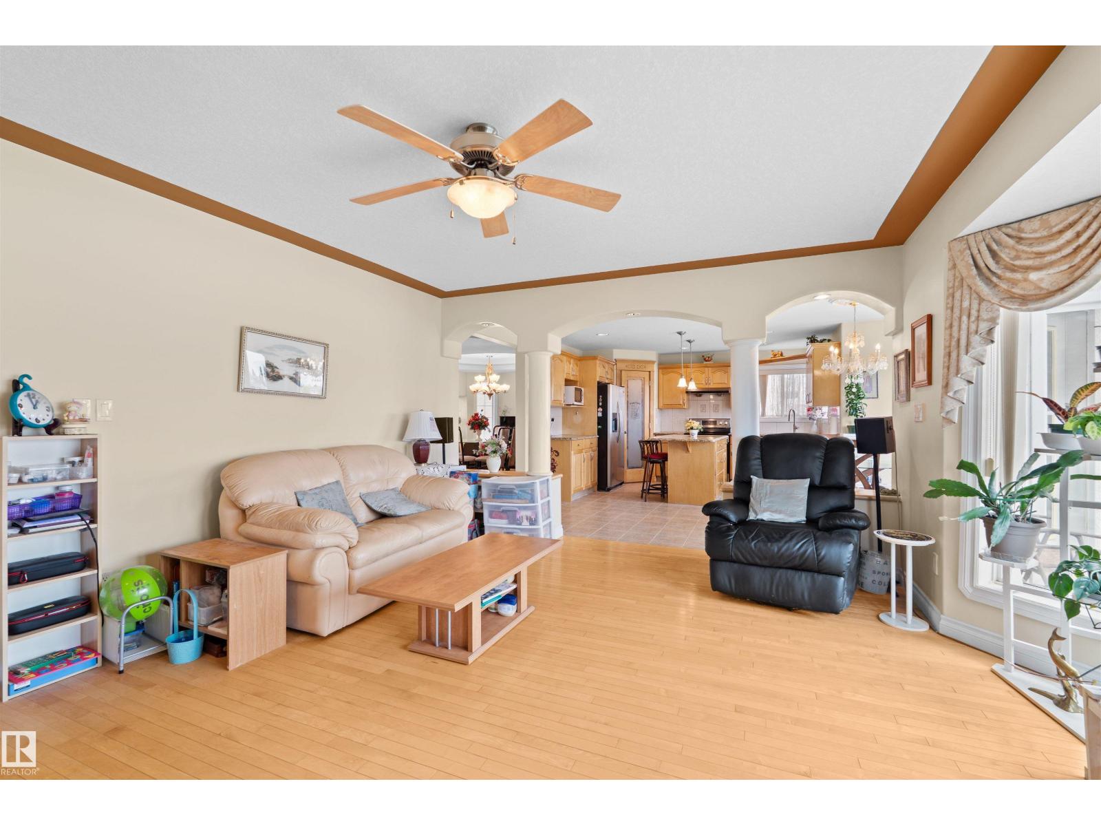 7622 168A AV NW - 14