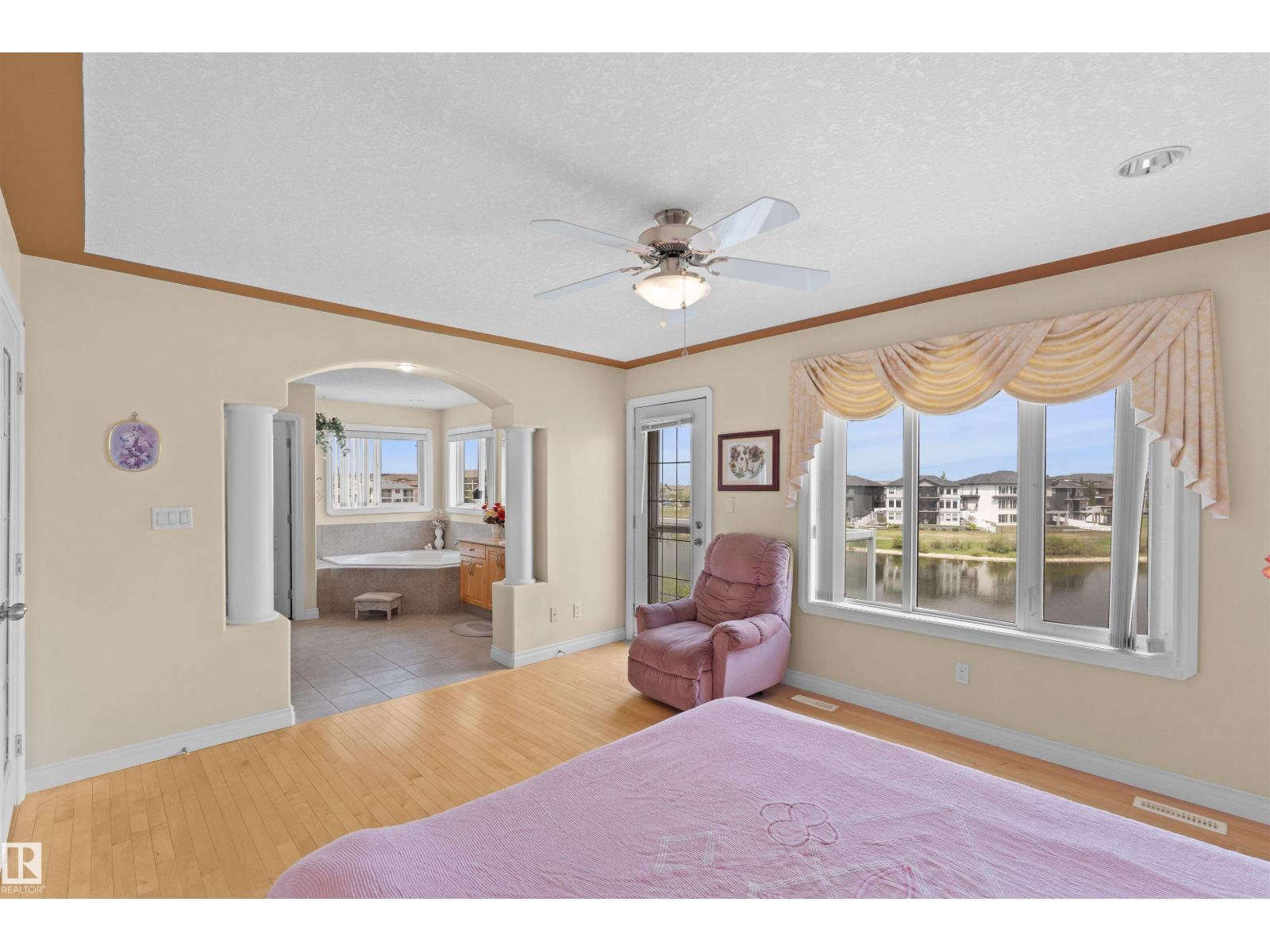 7622 168A AV NW - 24