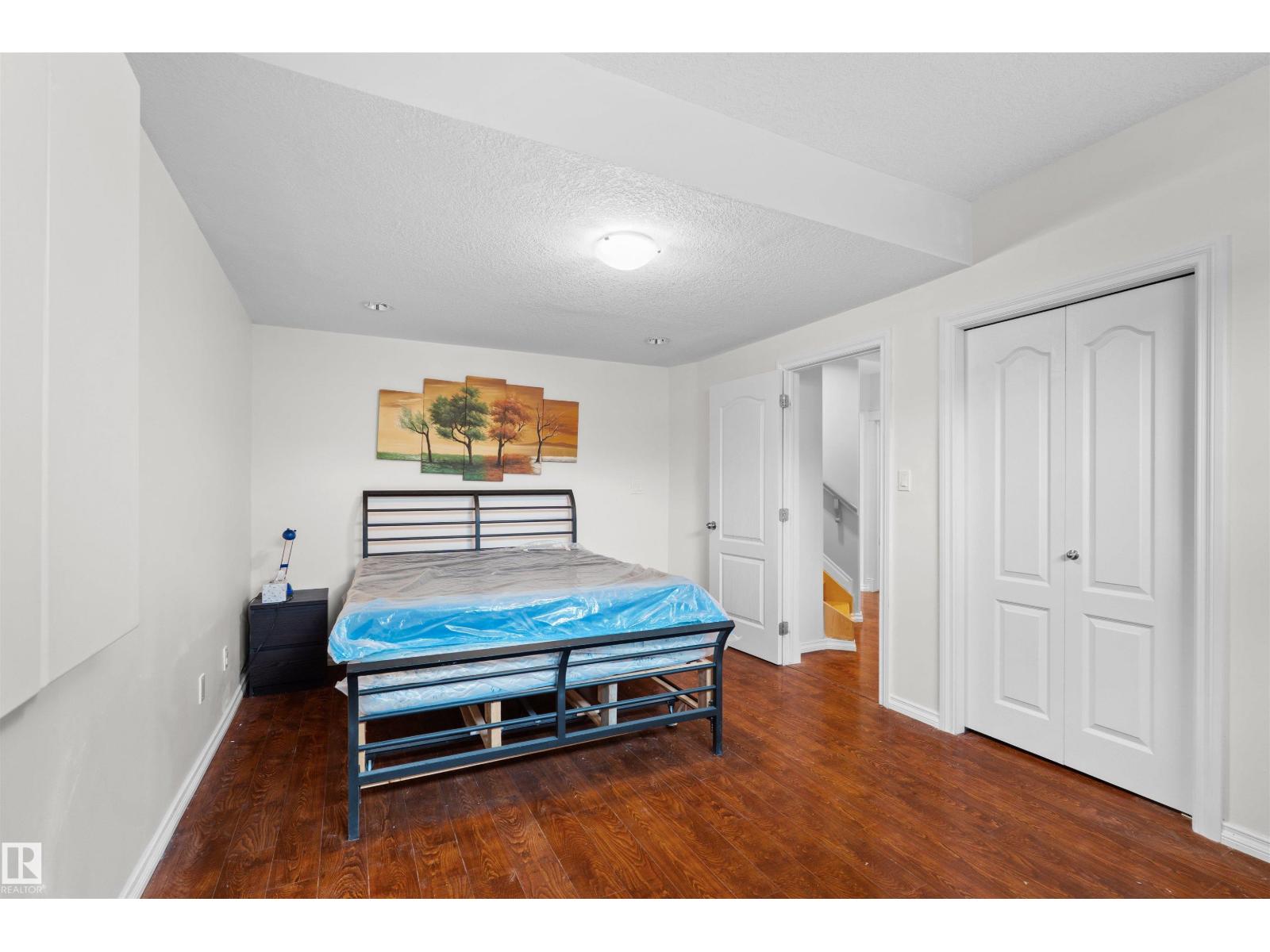 7622 168A AV NW - 39