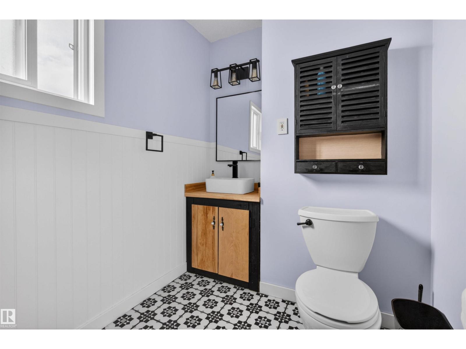 18116 81 AV NW - 16