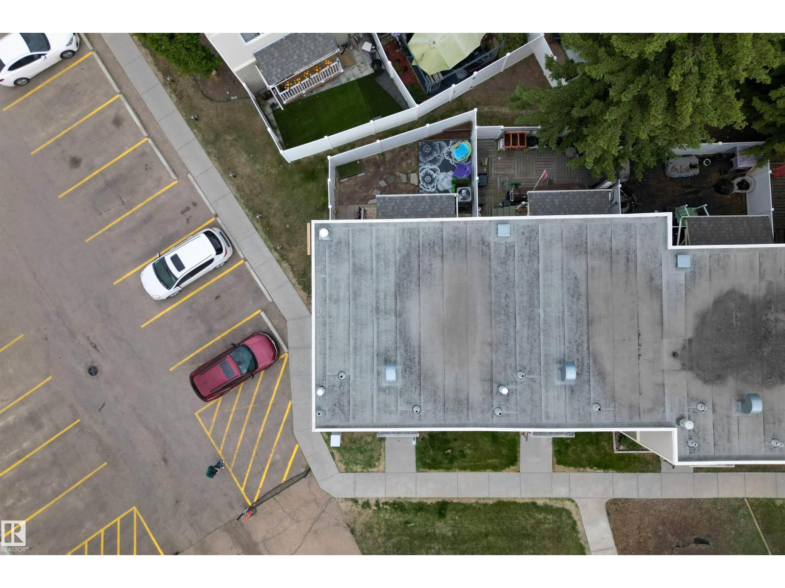 18116 81 AV NW - 23