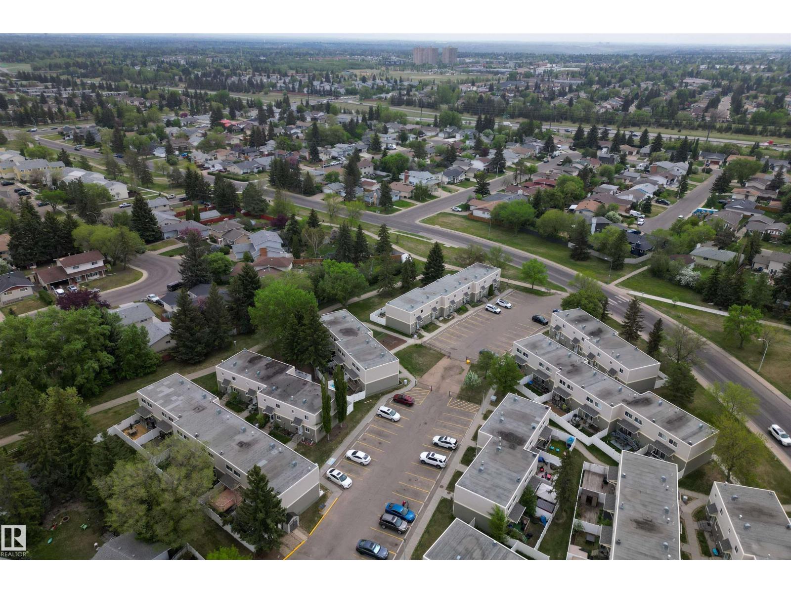 18116 81 AV NW - 25