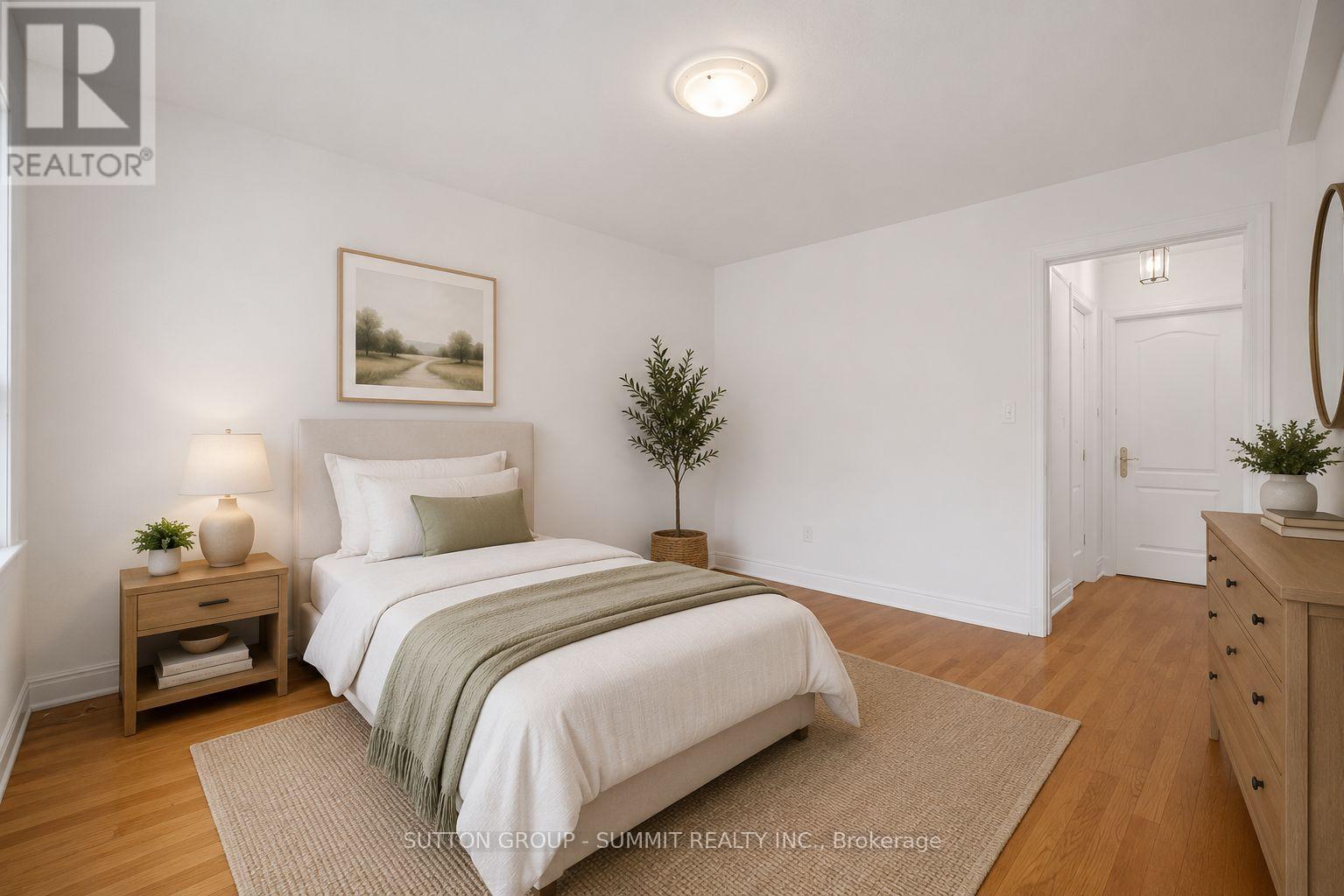 63 CHAMBERLAIN AVENUE - 17