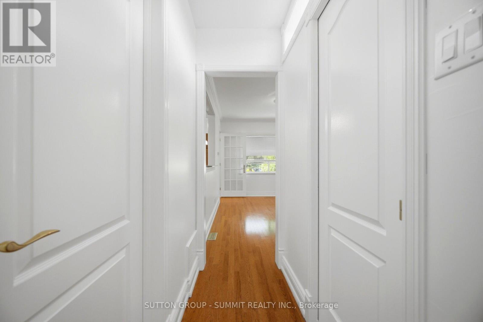 63 CHAMBERLAIN AVENUE - 19
