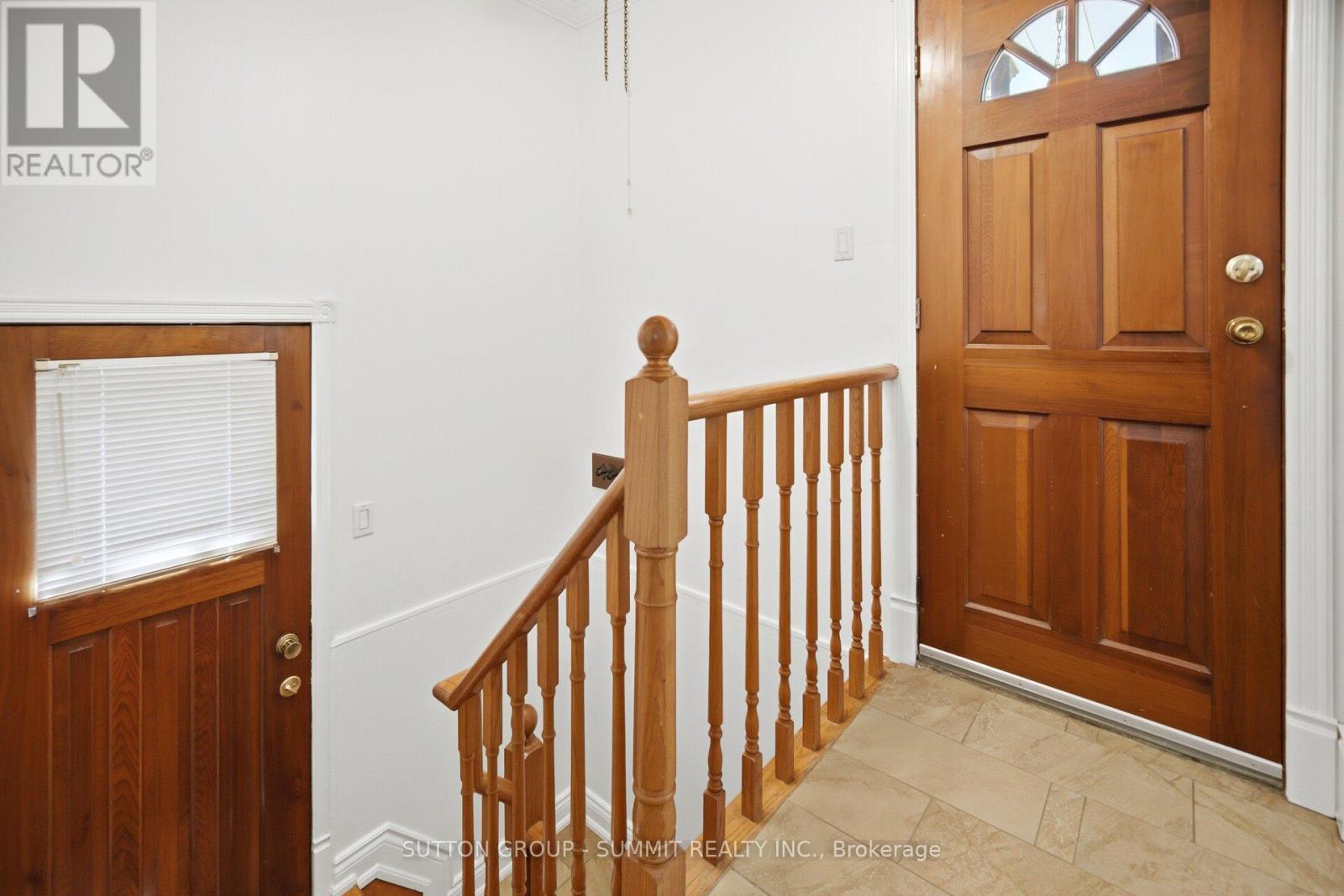 63 CHAMBERLAIN AVENUE - 27
