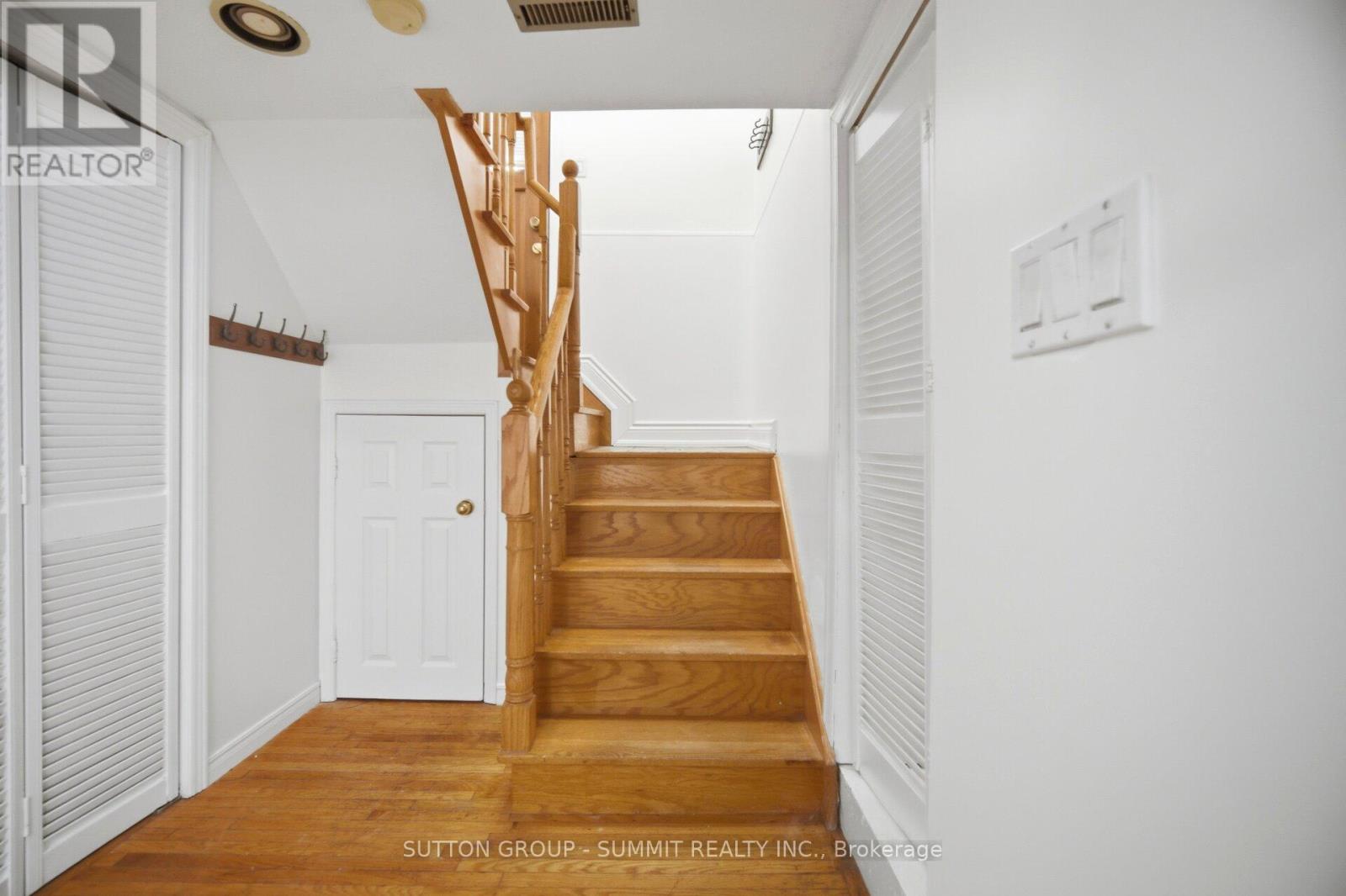 63 CHAMBERLAIN AVENUE - 28