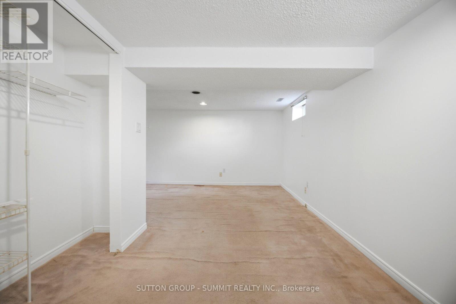 63 CHAMBERLAIN AVENUE - 36