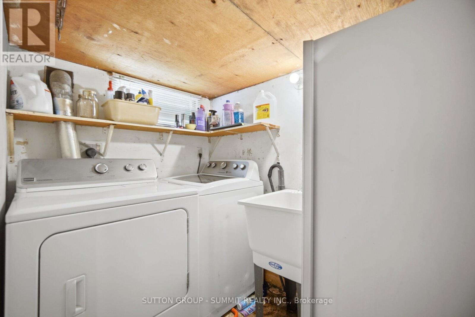 63 CHAMBERLAIN AVENUE - 41