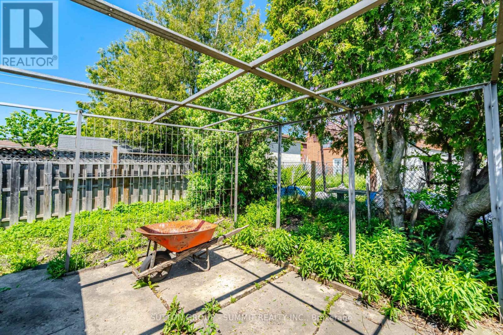 63 CHAMBERLAIN AVENUE - 47