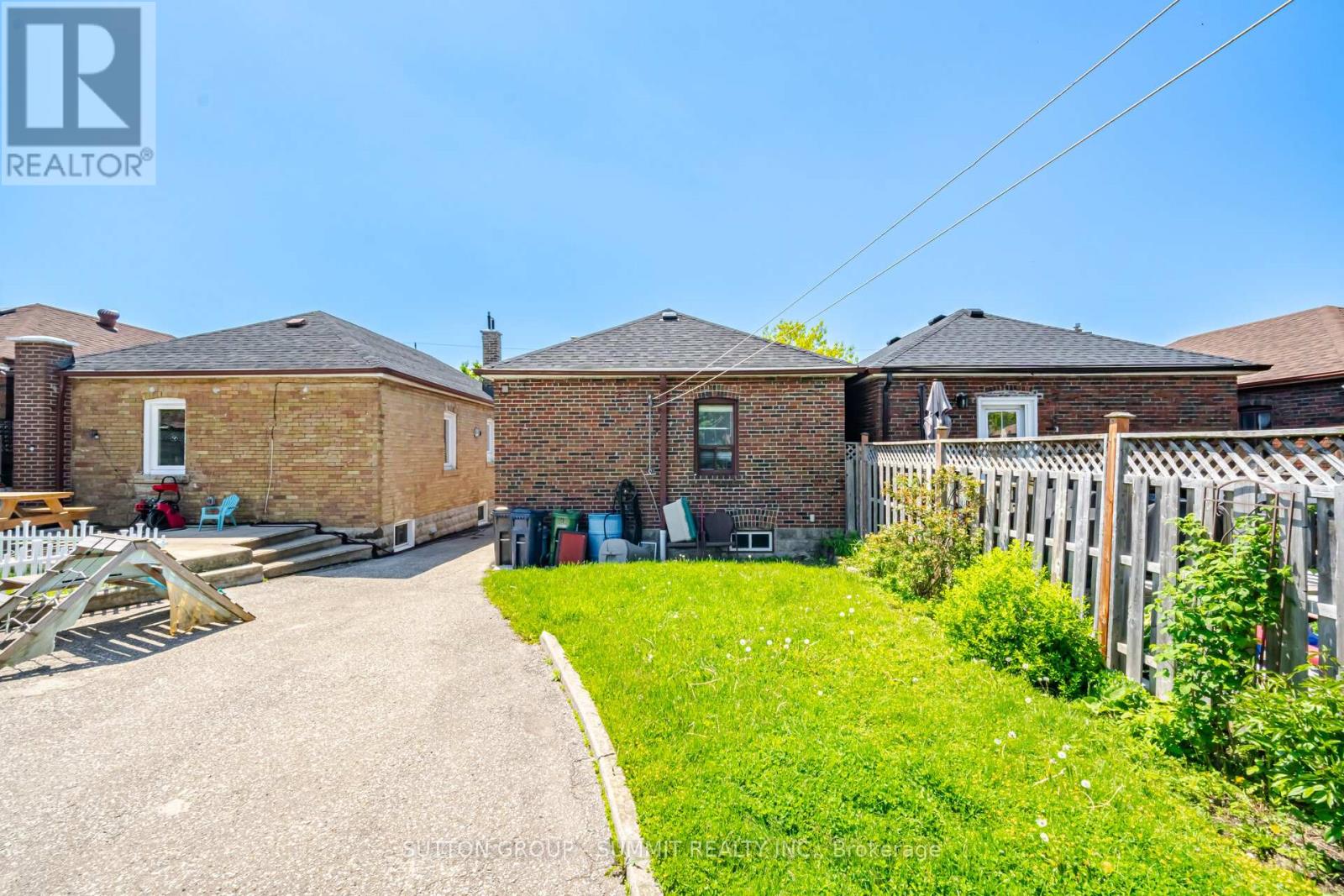 63 CHAMBERLAIN AVENUE - 48