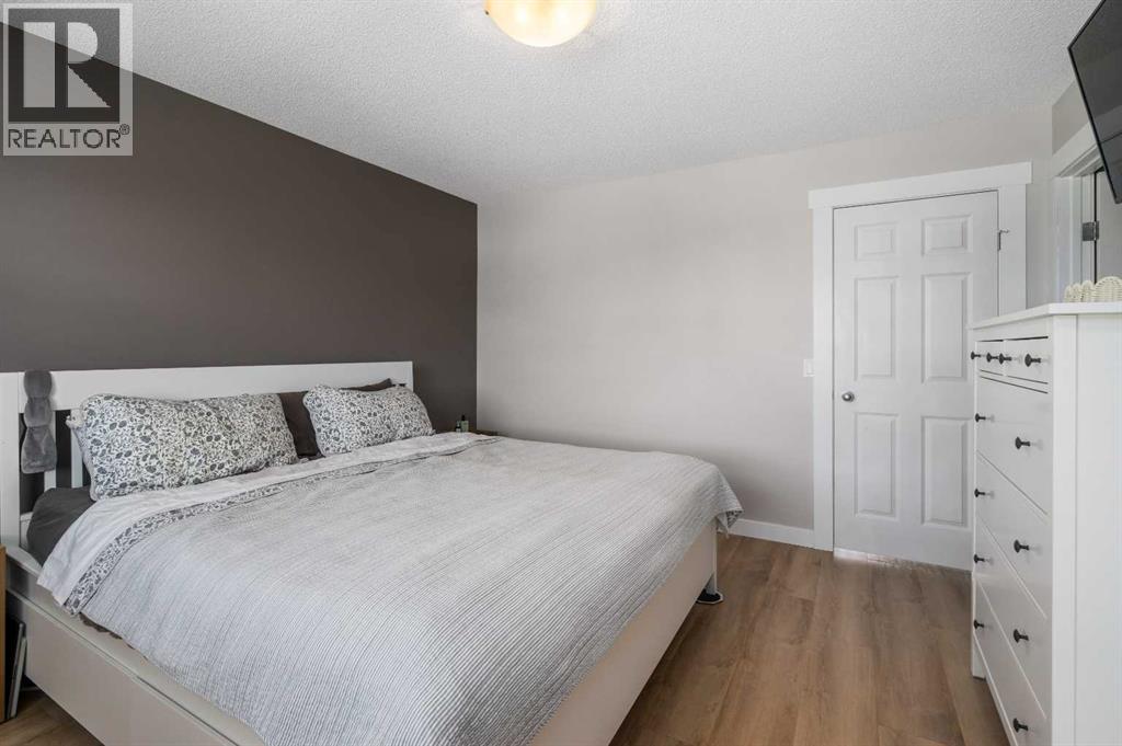 105 Sunset Common, Cochrane