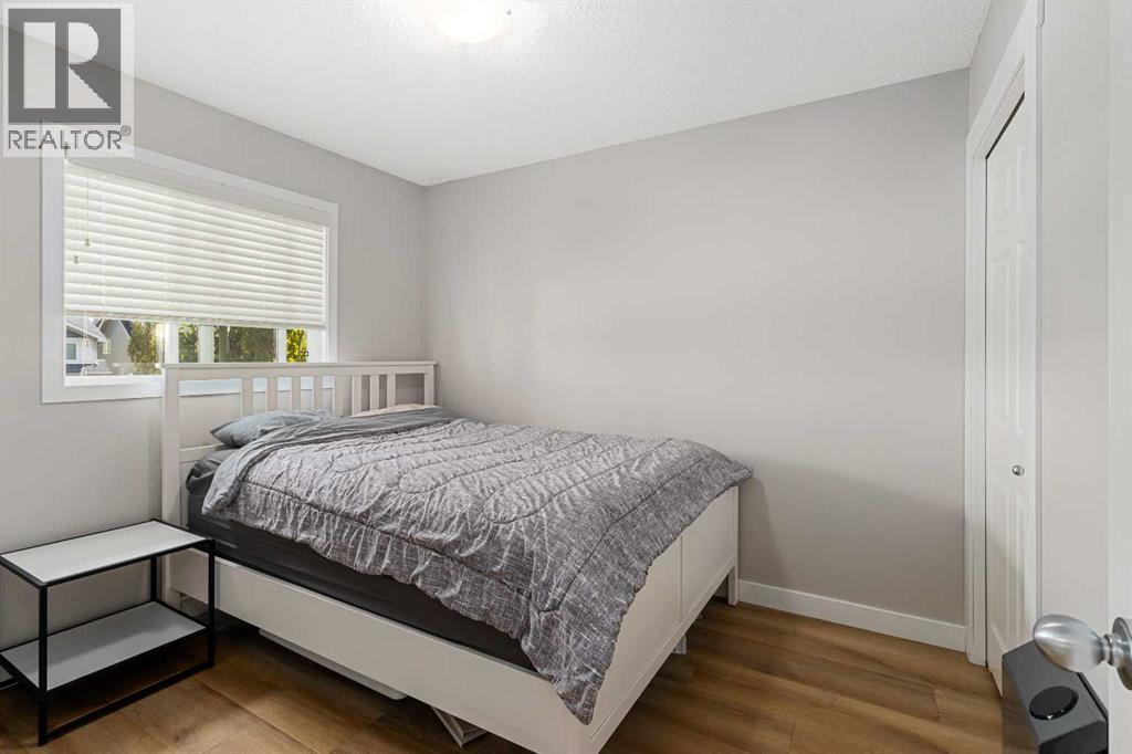 105 Sunset Common, Cochrane