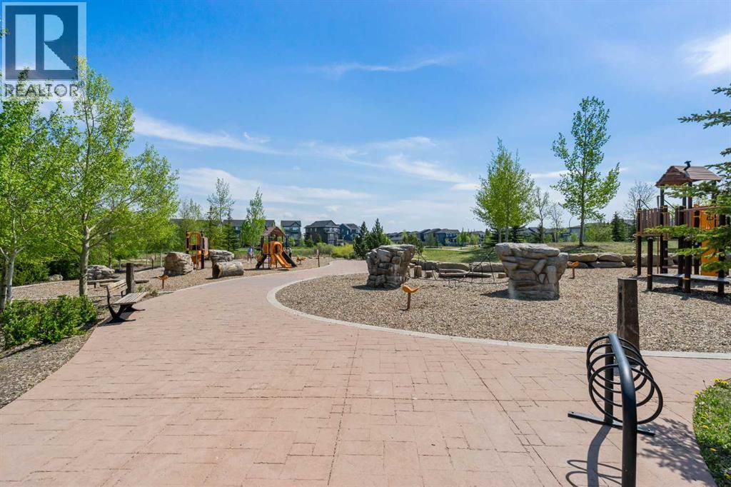 105 Sunset Common, Cochrane