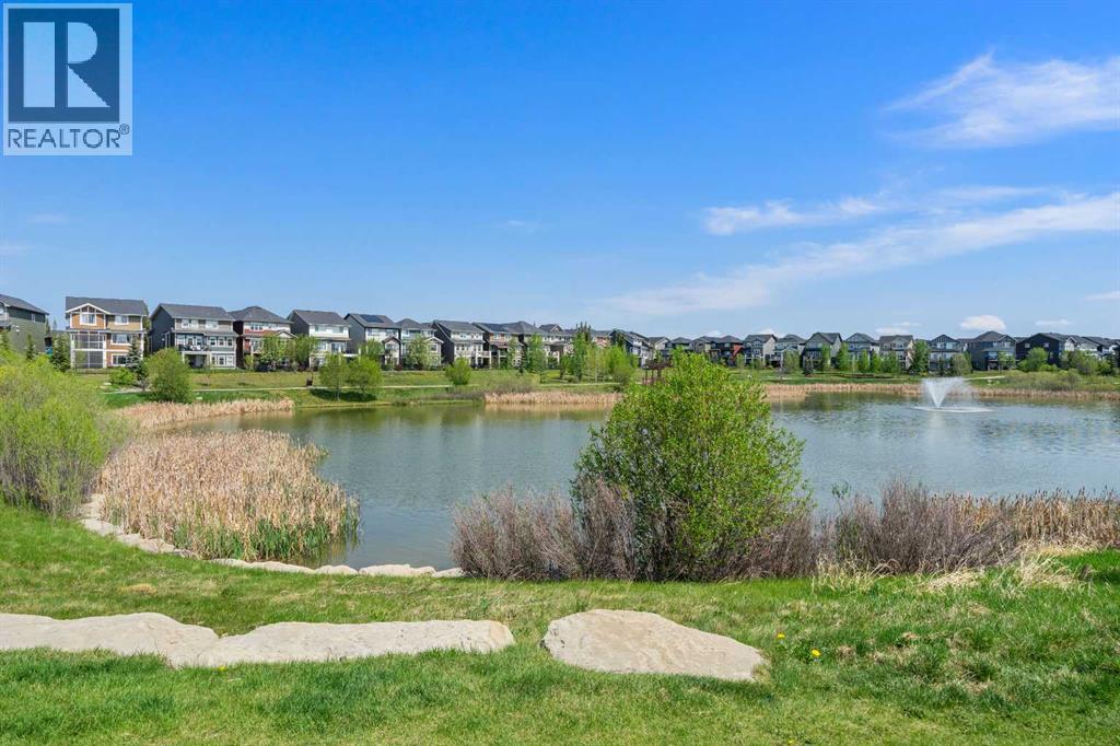 105 Sunset Common, Cochrane