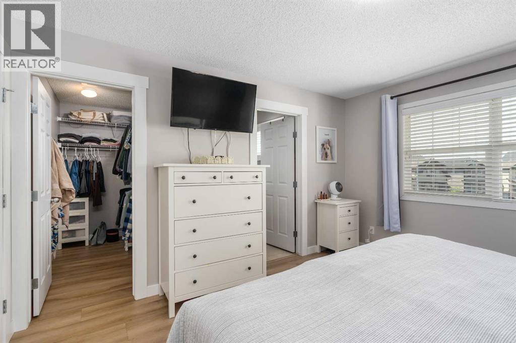 105 Sunset Common, Cochrane