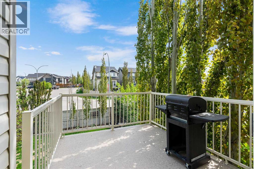 105 Sunset Common, Cochrane