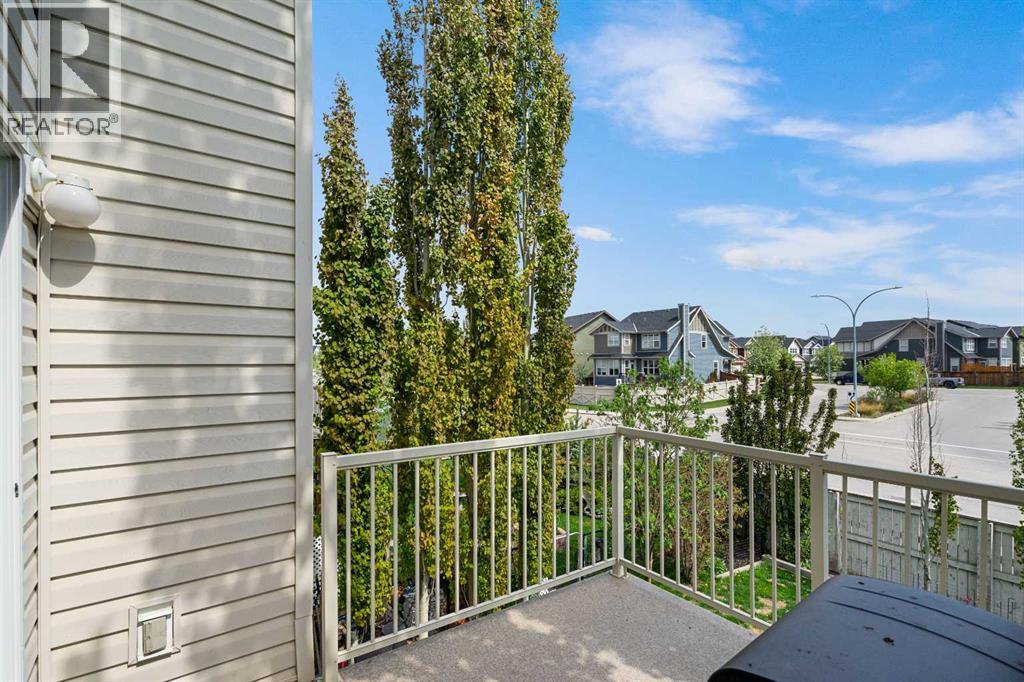 105 Sunset Common, Cochrane
