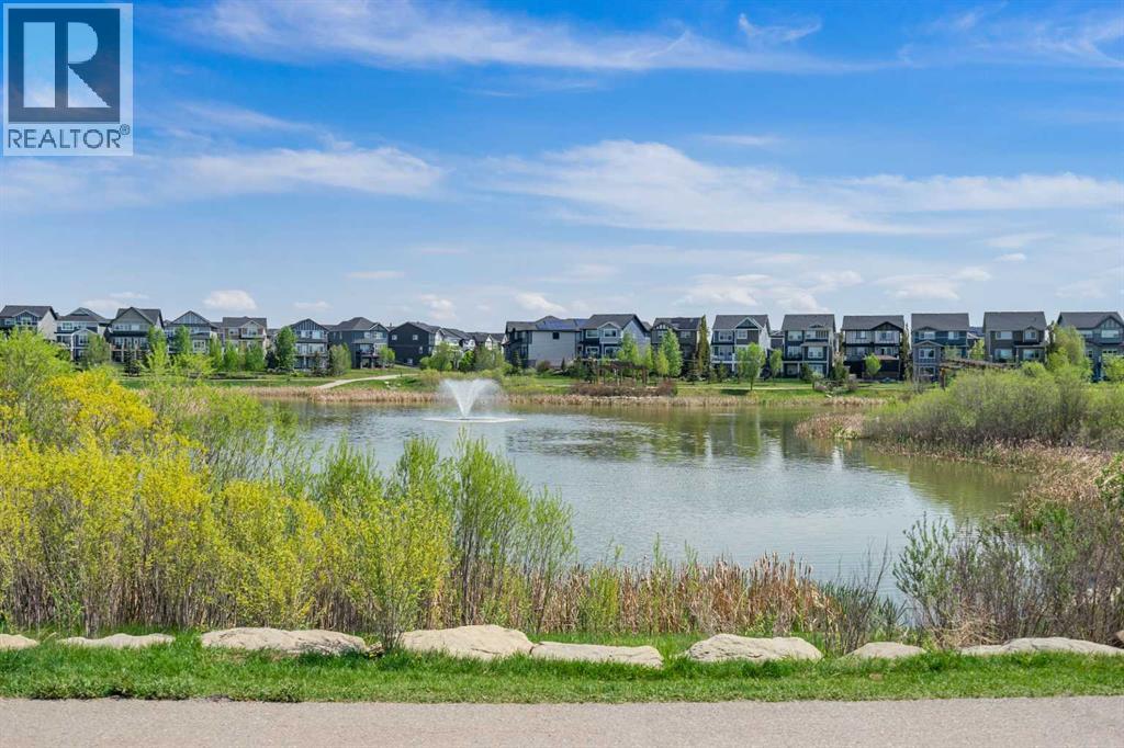 105 Sunset Common, Cochrane