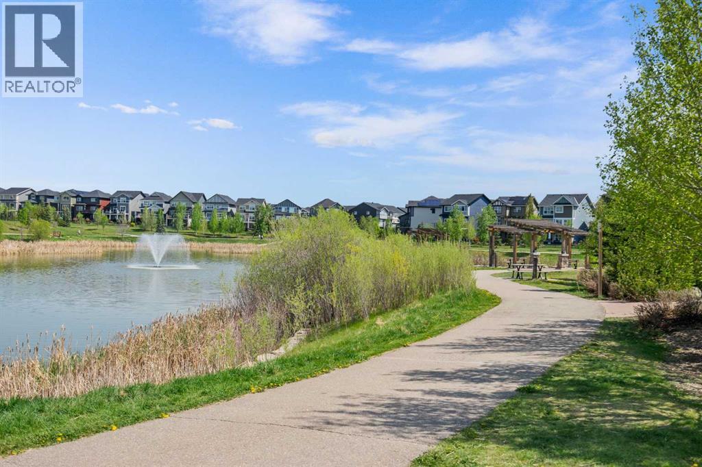 105 Sunset Common, Cochrane
