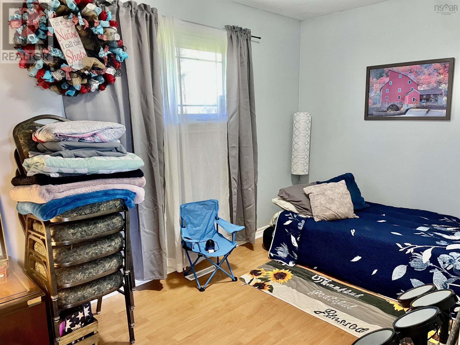91 Meech Avenue - 15