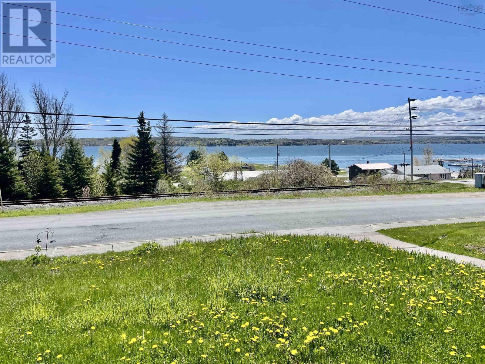 91 Meech Avenue - 3