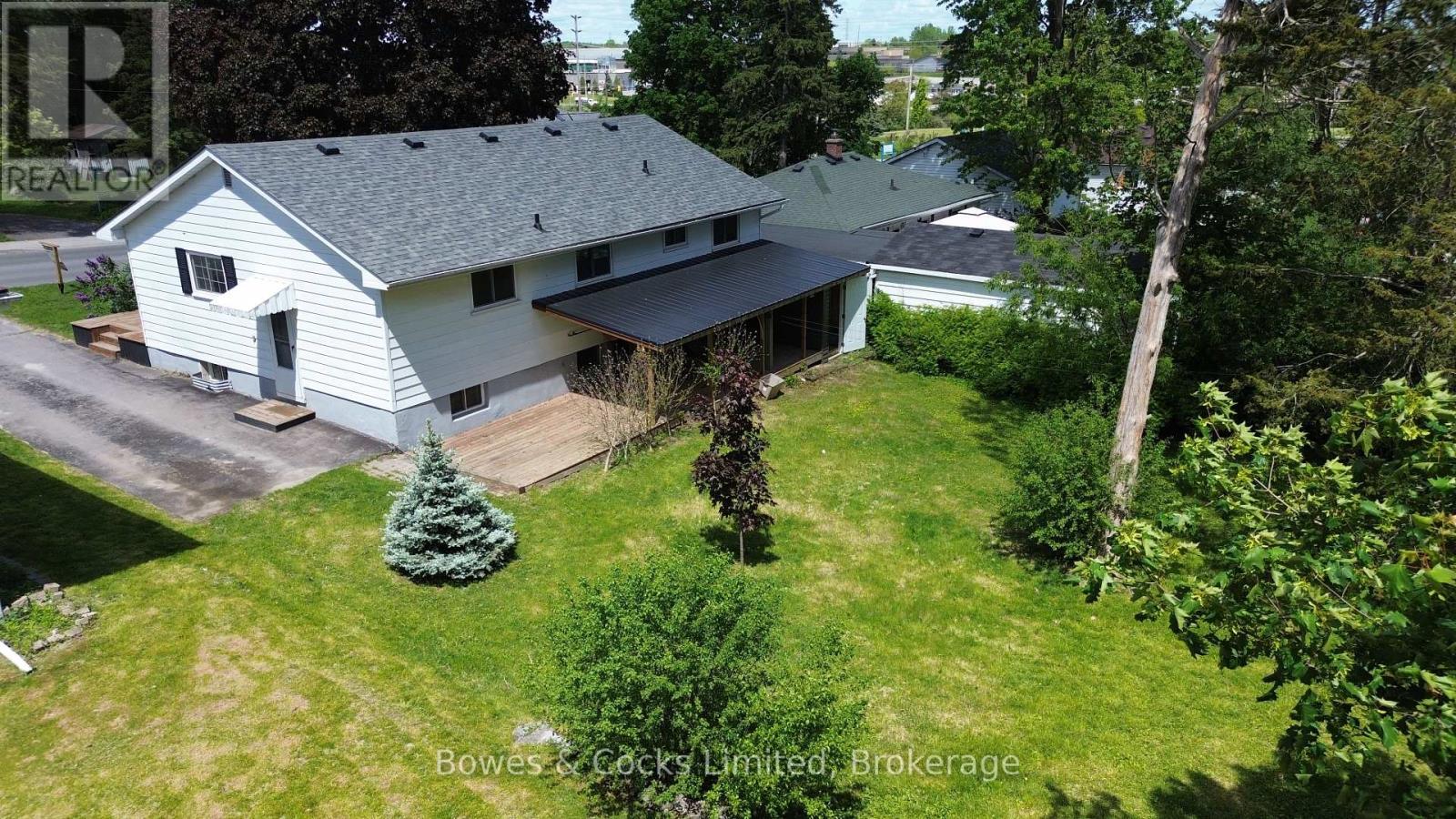 75 NORTH PARK GARDENS - 28