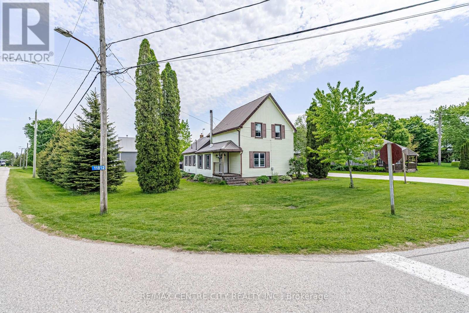 11812 SUPERIOR STREET - 2