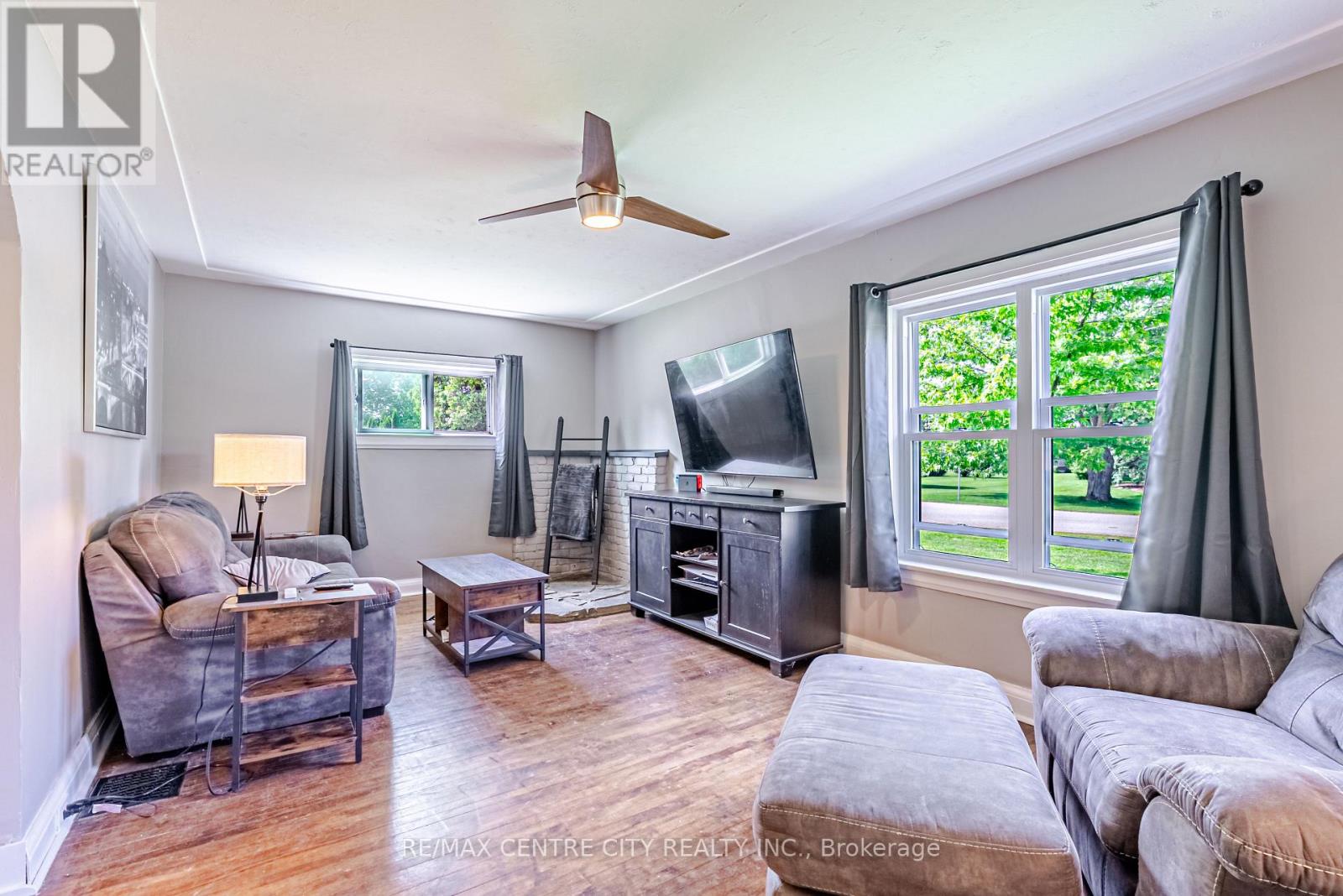 11812 SUPERIOR STREET - 23