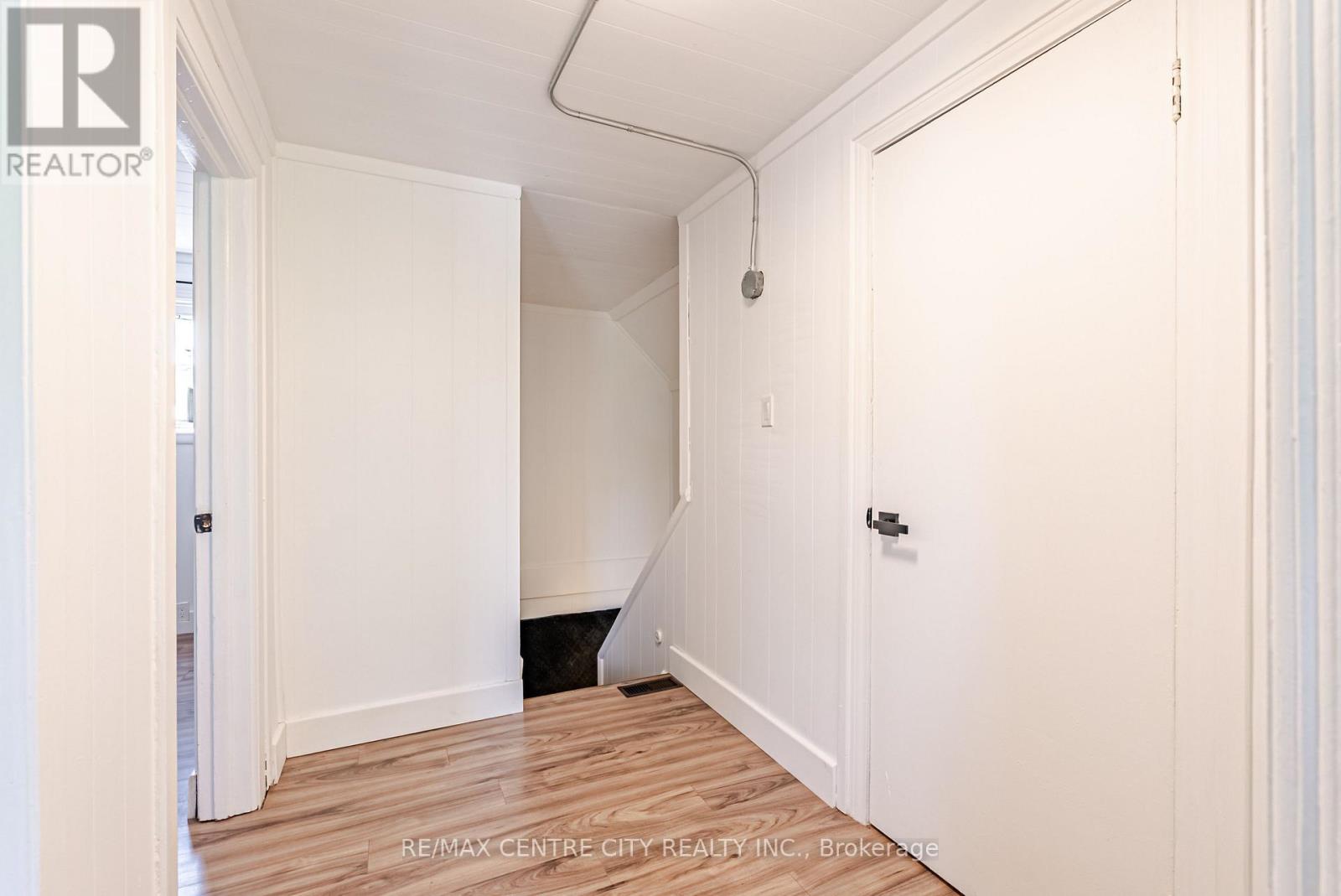 11812 SUPERIOR STREET - 32