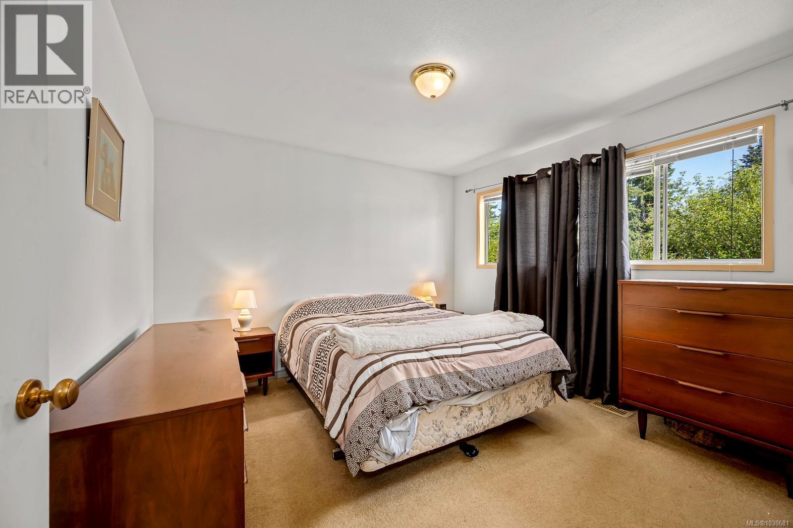 1617 Robb Ave - 15