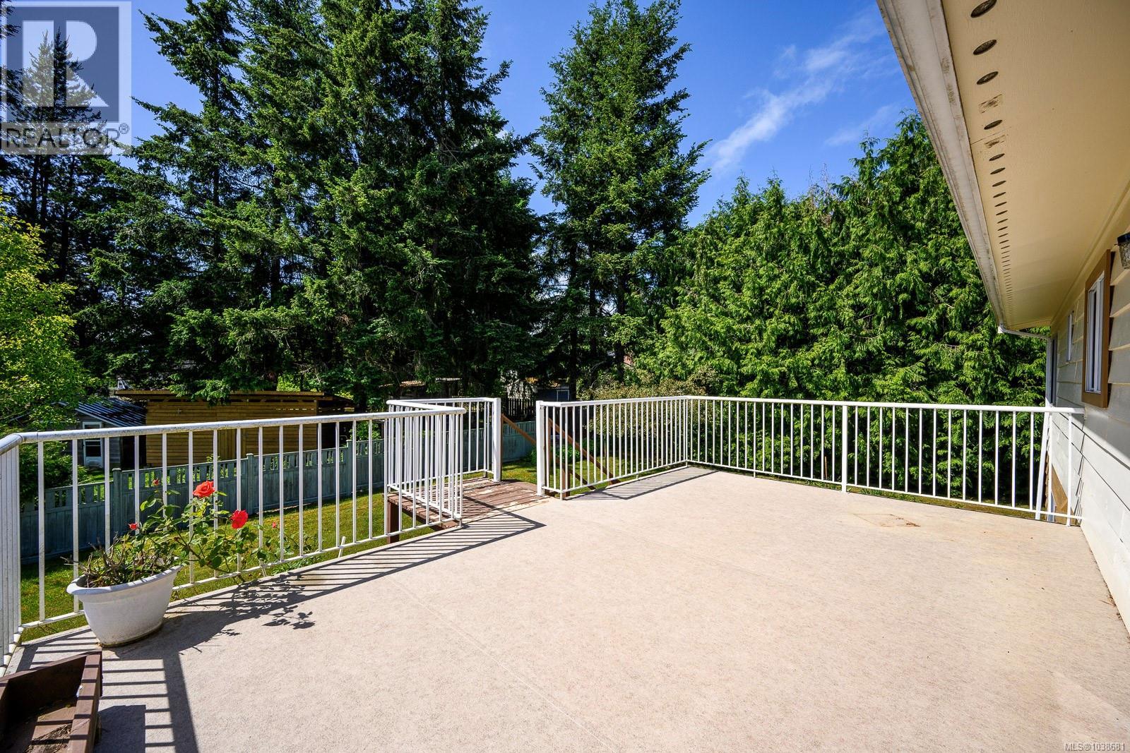 1617 Robb Ave - 22