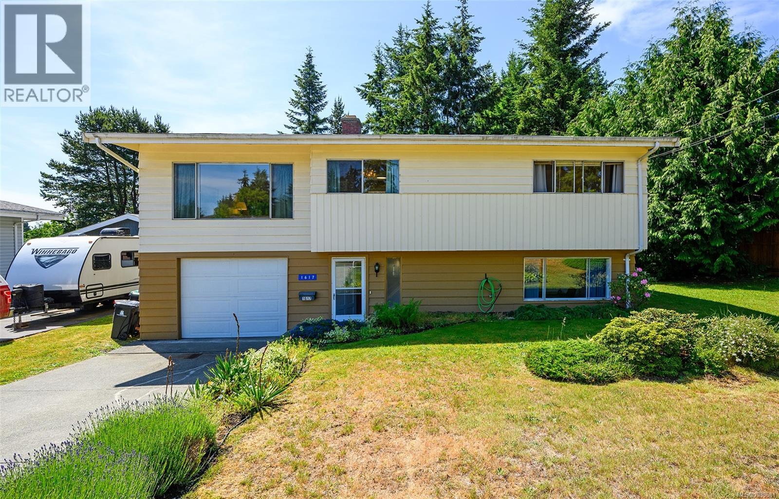 1617 Robb Ave - 28