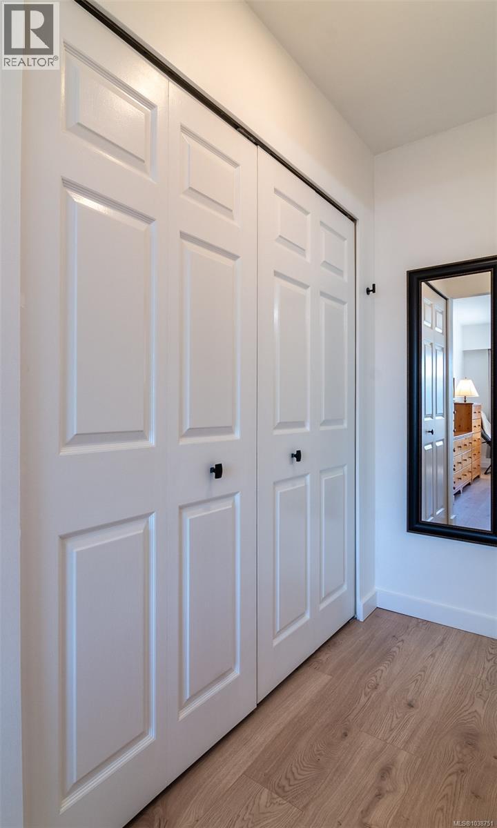 #403 420 Linden Ave - 21