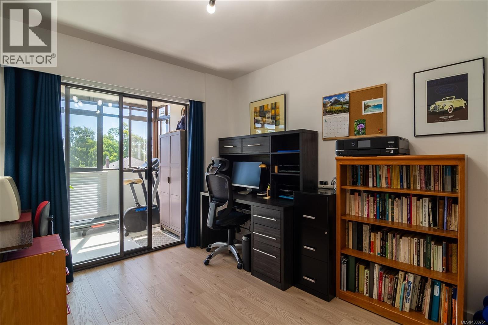 #403 420 Linden Ave - 24