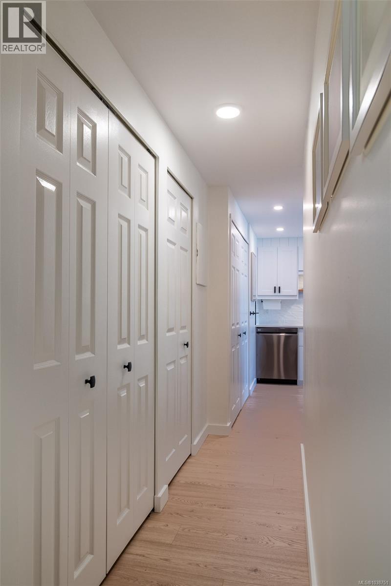 #403 420 Linden Ave - 26